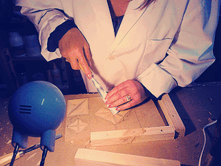 alumna de Talla de madera